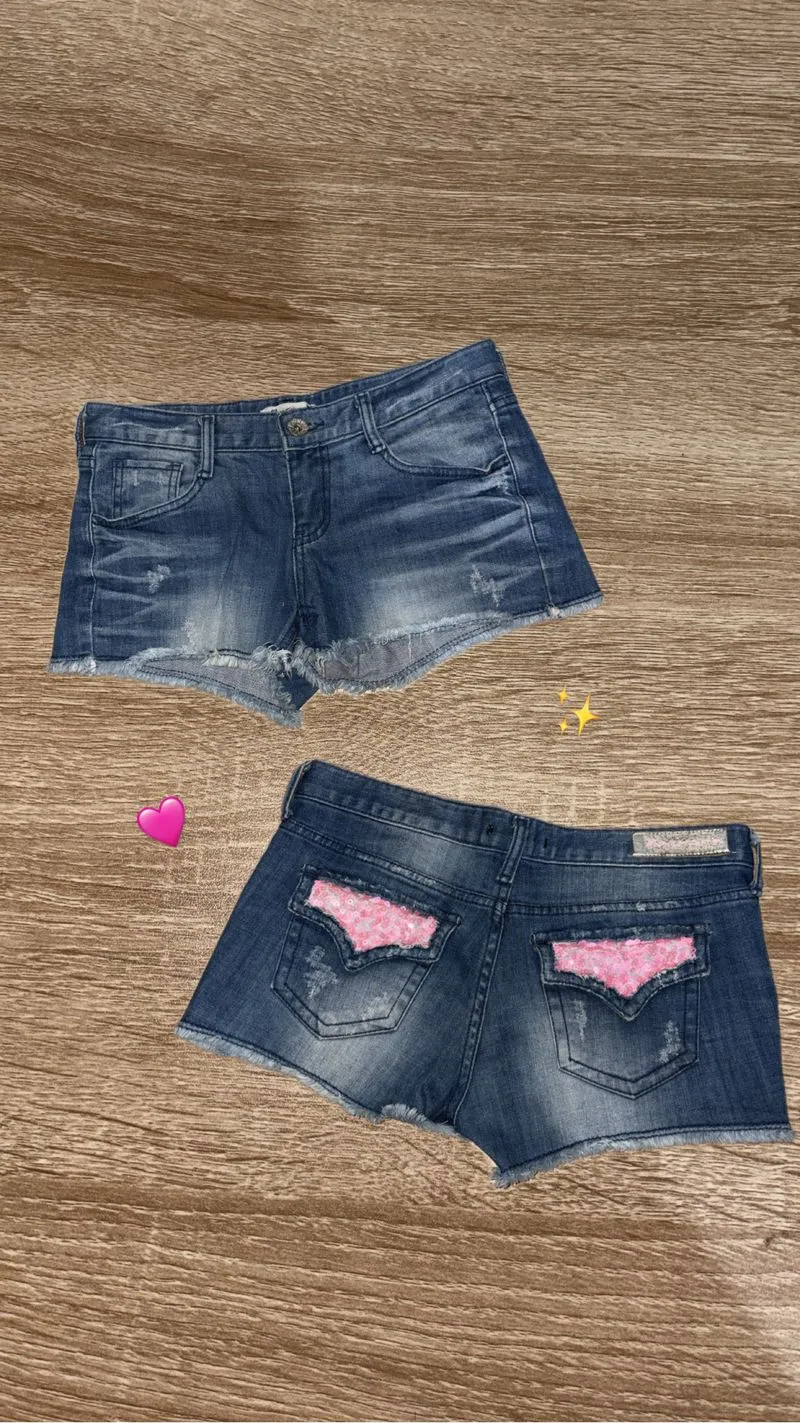 Reaction Co. Pink Sequin Denim Shorts / Celana Pendek Sequin photo 1