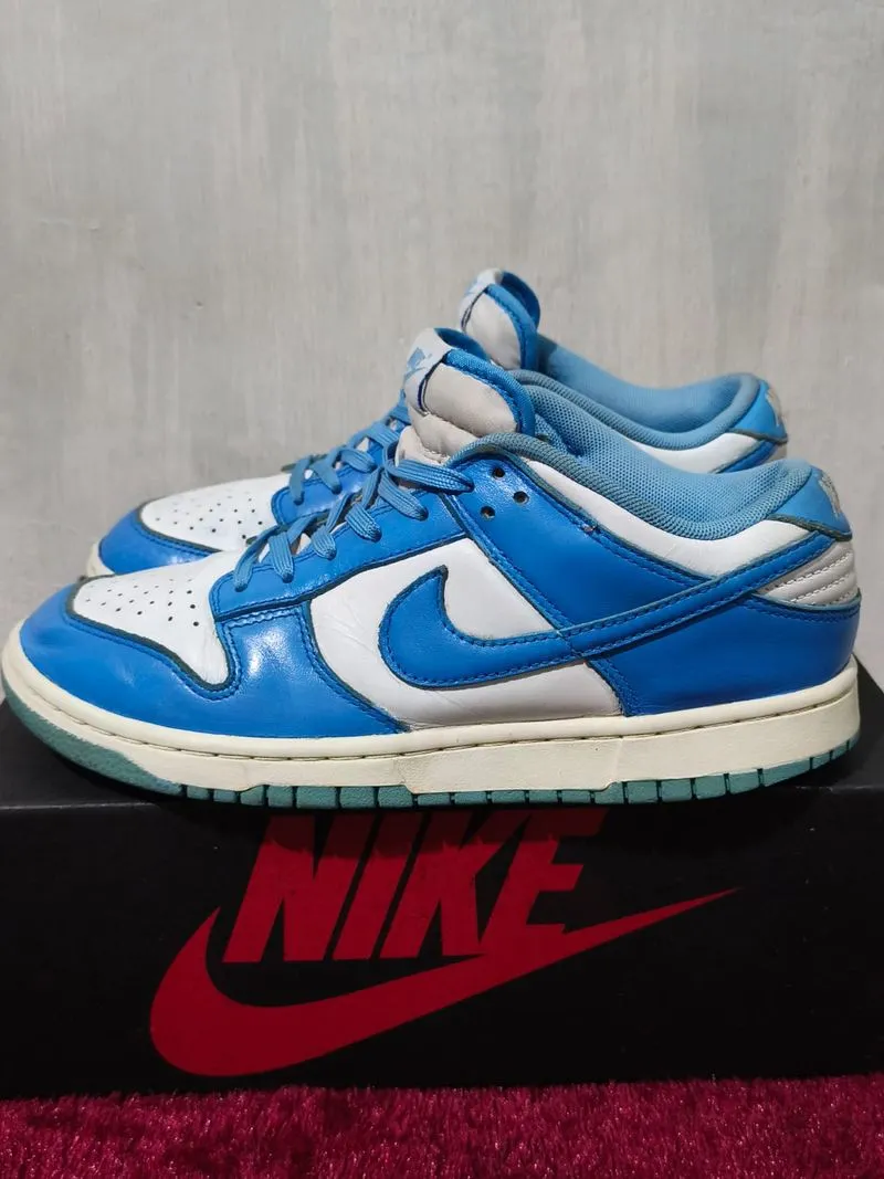 Nike SB dunk low University Blue photo 1