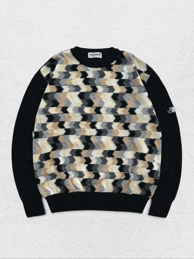 VINTAGE BLACK & WHITE PATTERN KNITWEAR photo 1