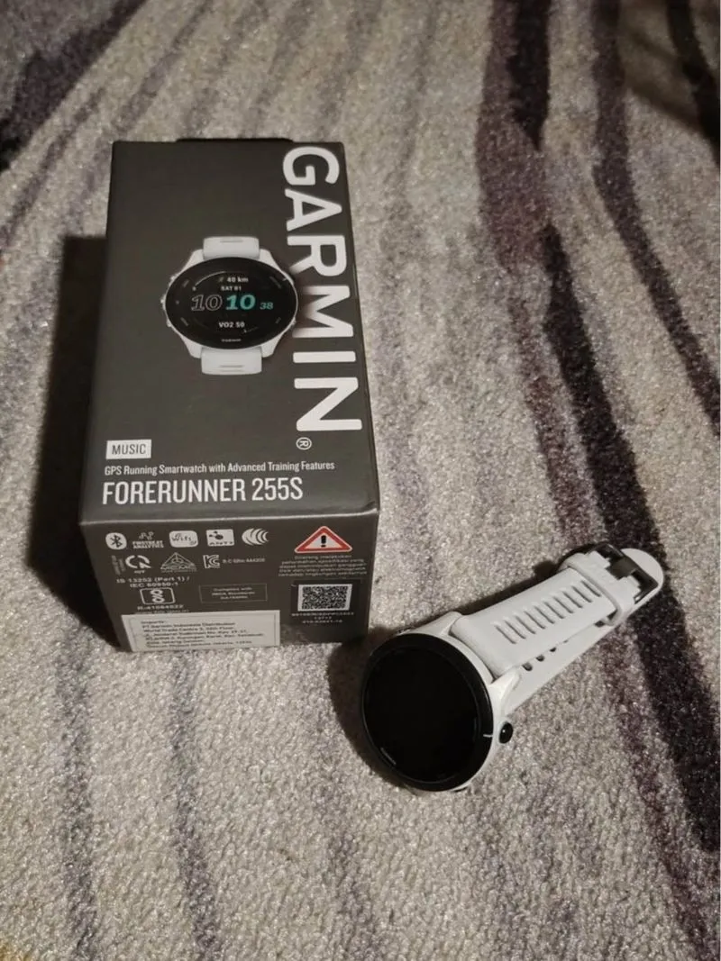 Jam Garmin Forerunner 255S Music - Whitestone photo 1