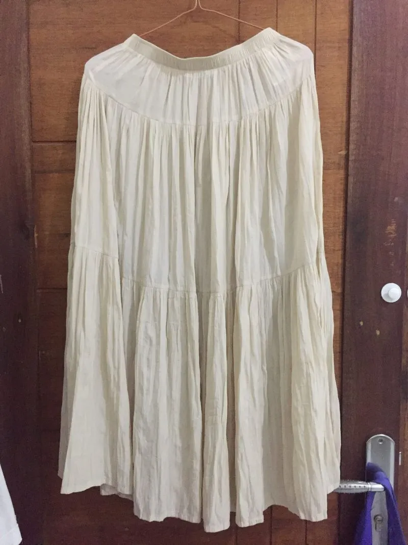 Uniqlo x Ines de la Fressange beige skirt umpak photo 1