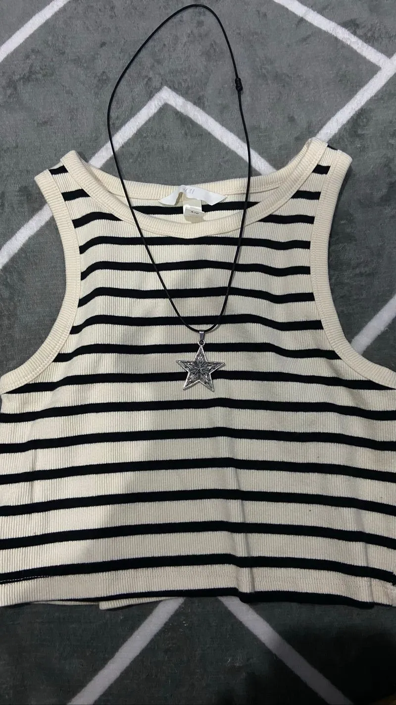 tanktop photo 1