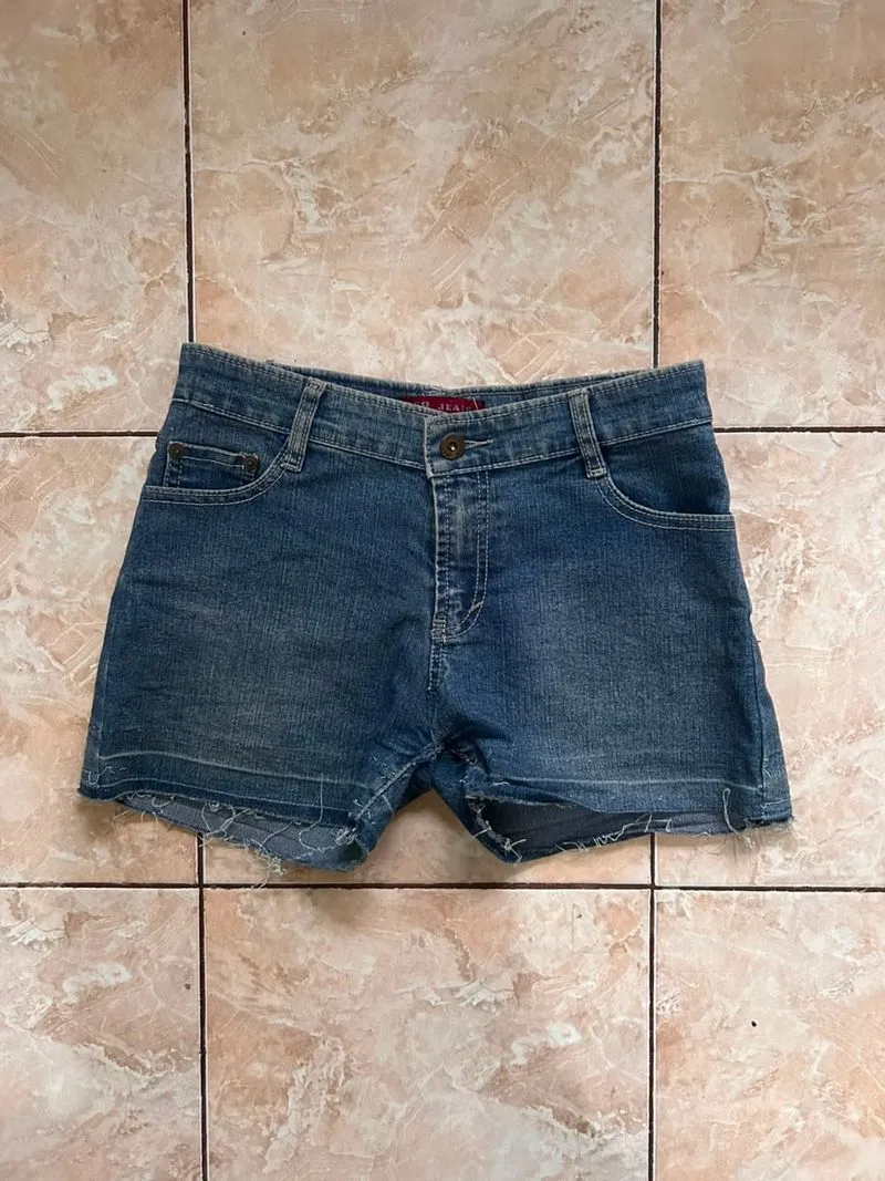 short jeans photo 1