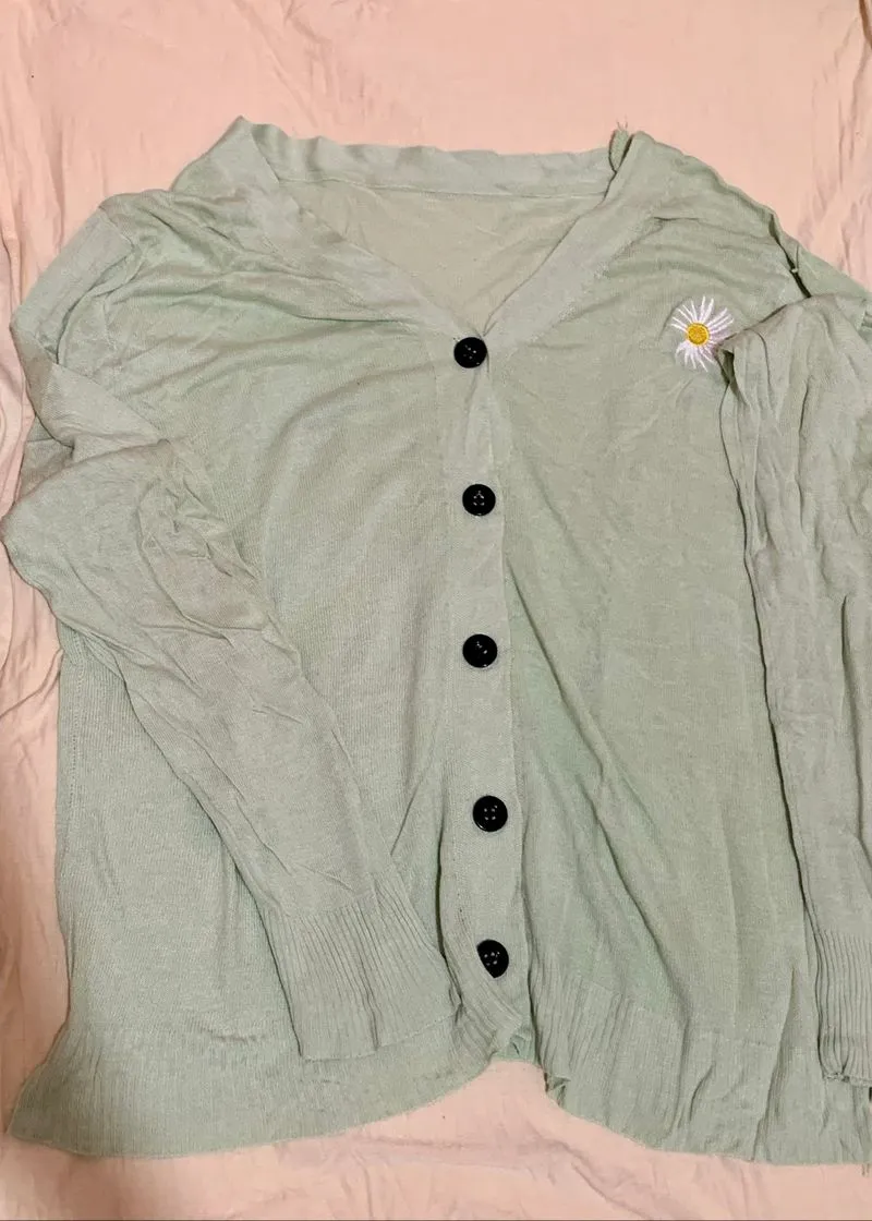cardigan mint flower photo 1
