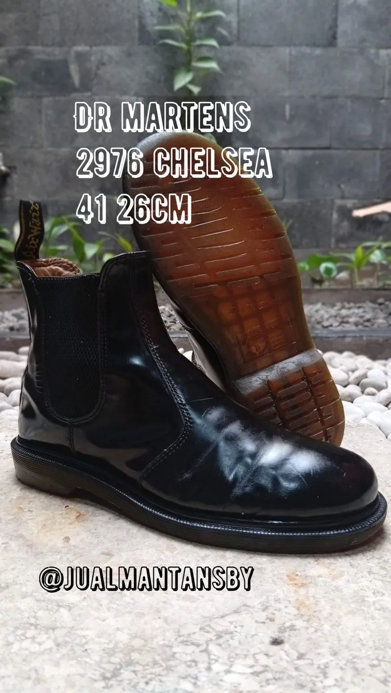 DR MARTENS 2976 Chelsea Blacksmooth Made in Thailand photo 1