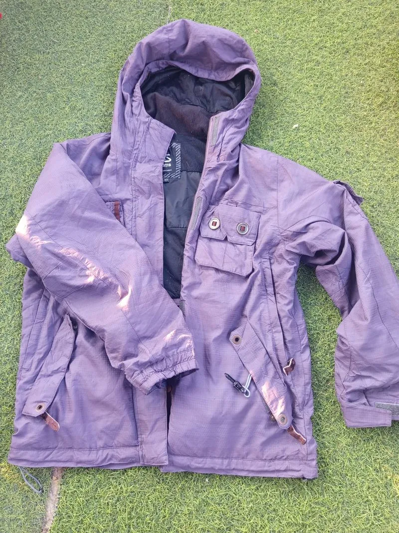 Snowboard Jacket photo 1