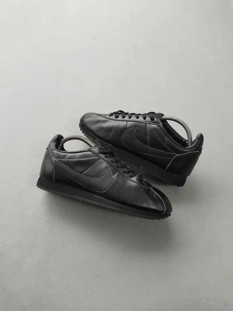 nike cortez photo 1