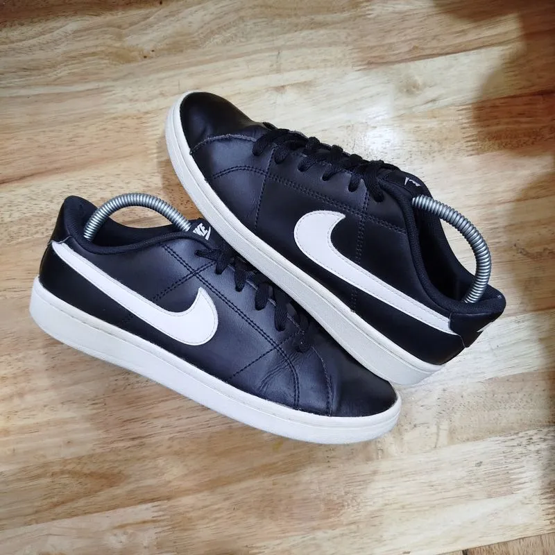 sepatu casual nike