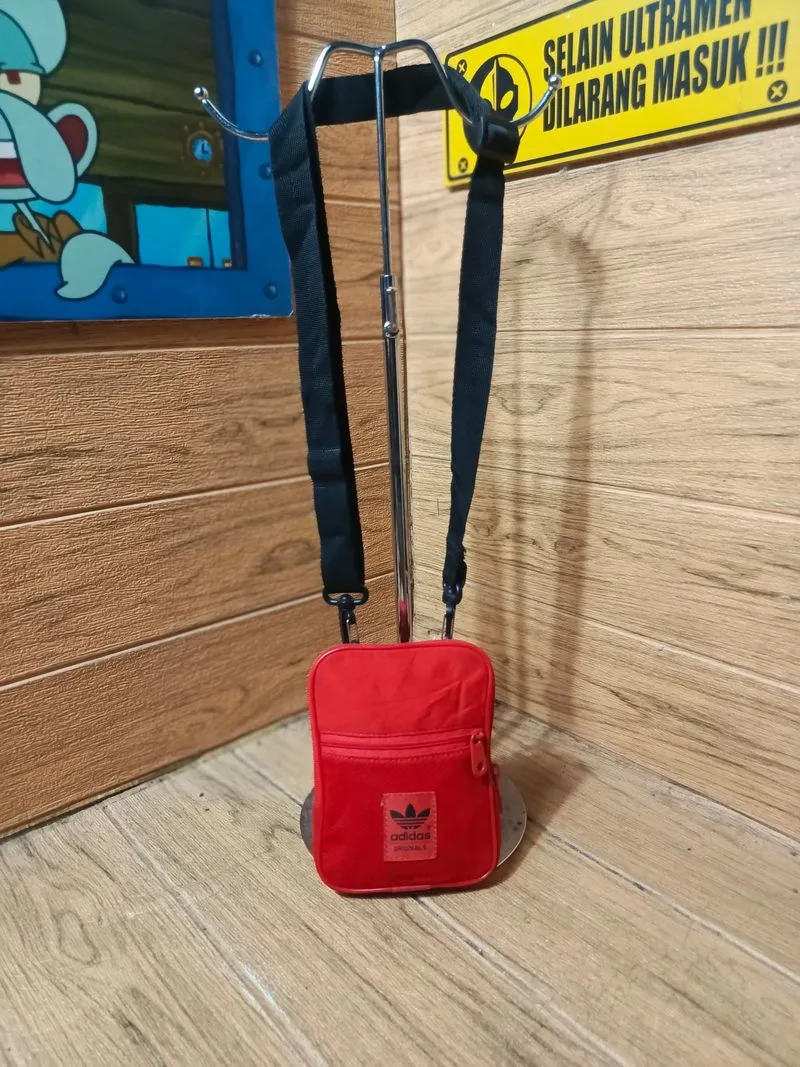 Tas slempang Adidas Trefoil second original photo 1