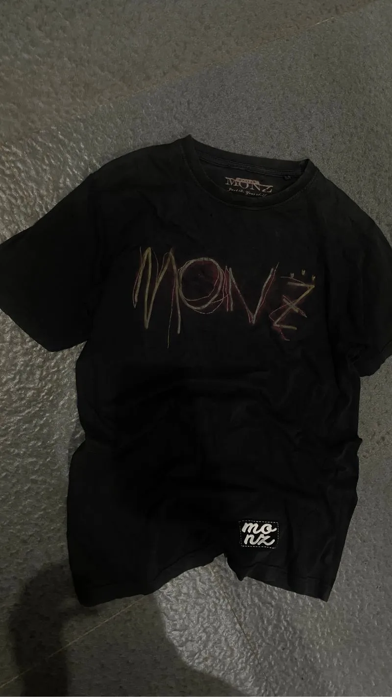 monz tee photo 1
