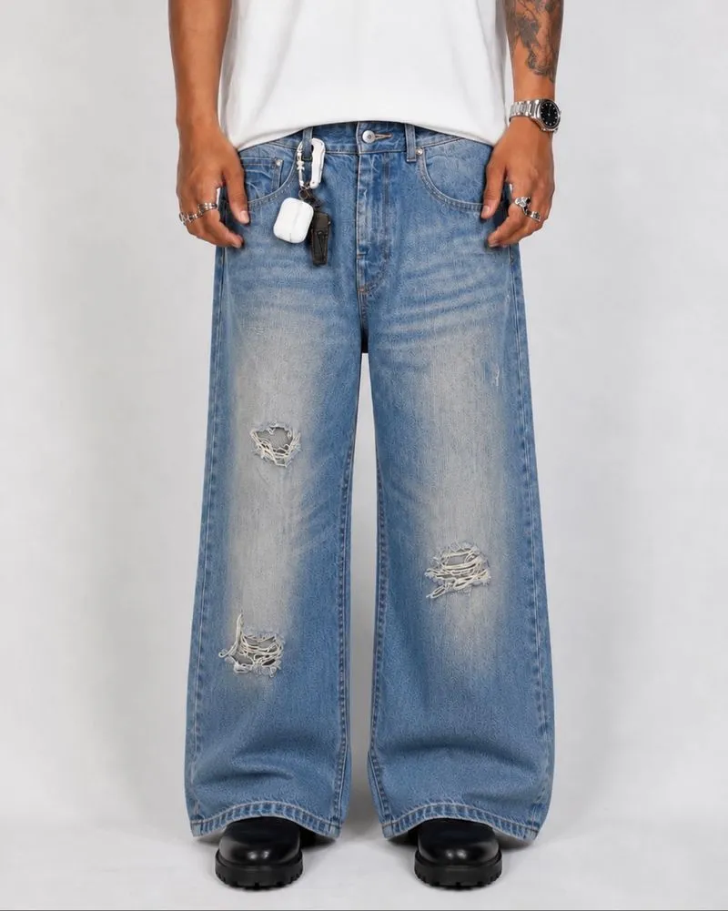 Jeanas Reguler Wide Ripped Jeans size 27-28 photo 1
