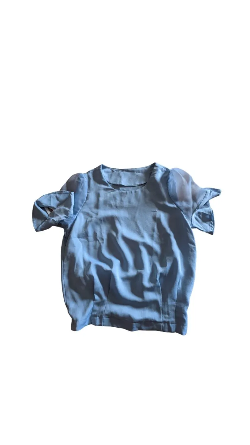 Blue top photo 1