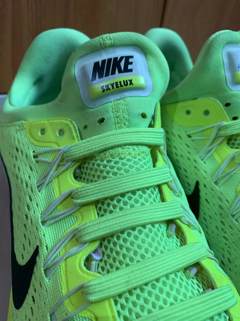 Nike Sportswear Sneakers Pria green Preloved