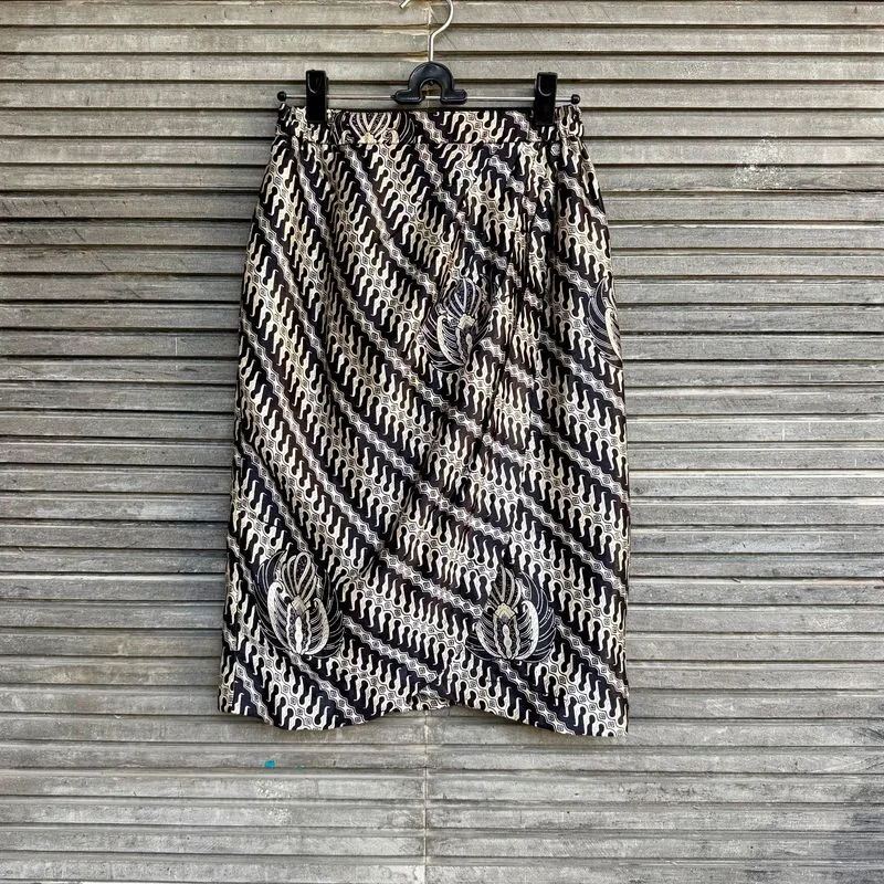 MJ74 - Rok Midi Batik Silky photo 1