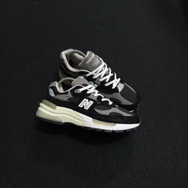 New Balance 992 Black Grey photo 1