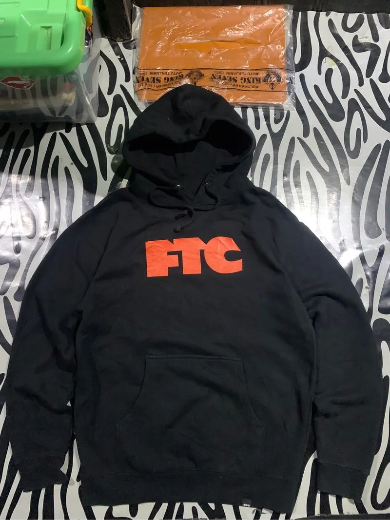 Hoodie FTC Skateboard photo 1