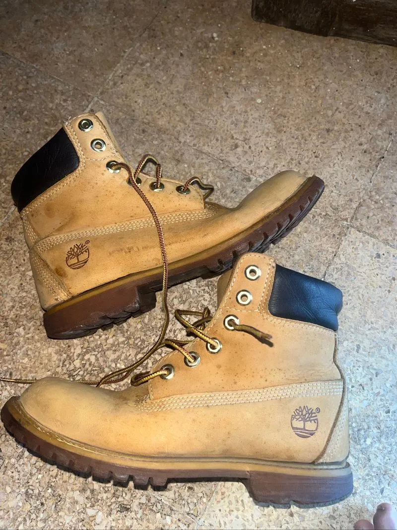 Sepatu Timberland photo 1