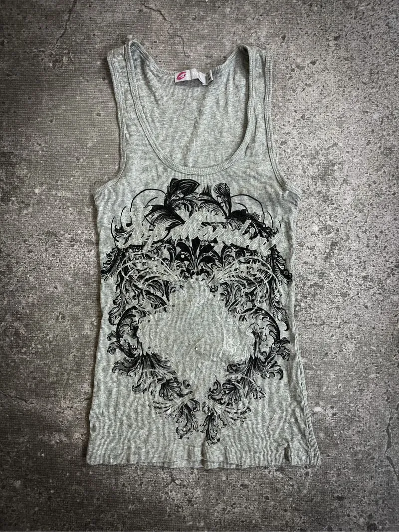 Bisoudeve Graphic Thermal Tanktop photo 1