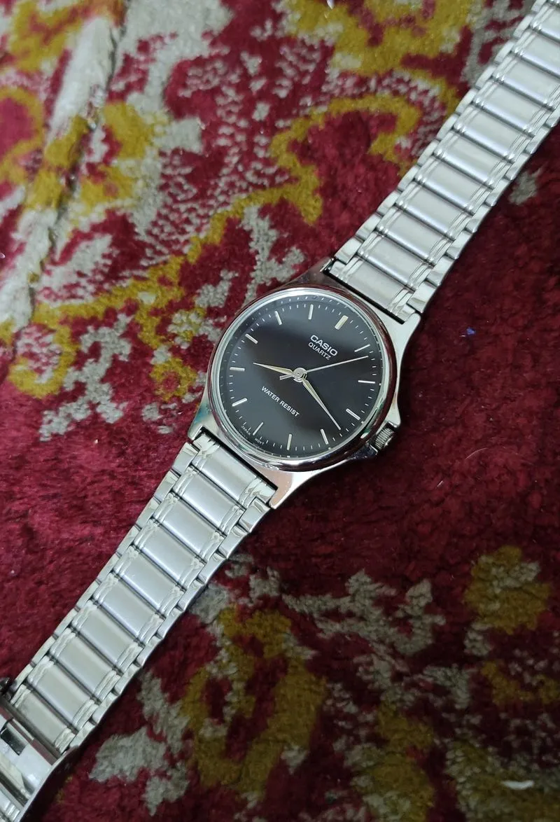 Jam Tangan Casio MTP-1016 Analog Rare Vintage Original photo 1