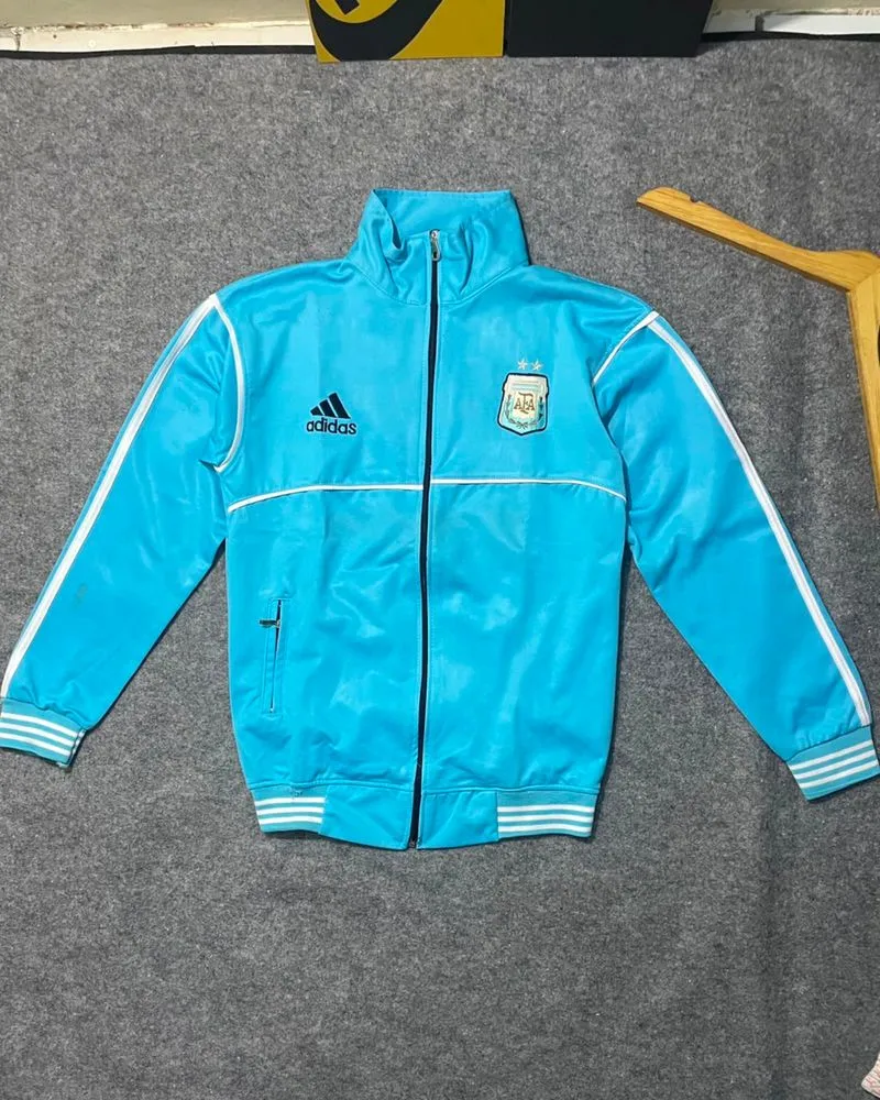 Tractop Adidas Argentina Titiktemukuu  photo 1