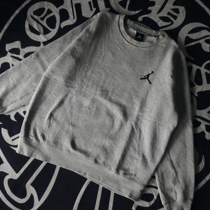 Nike Streetwear Sportswear Sweatshirt Pria gray photo 1
