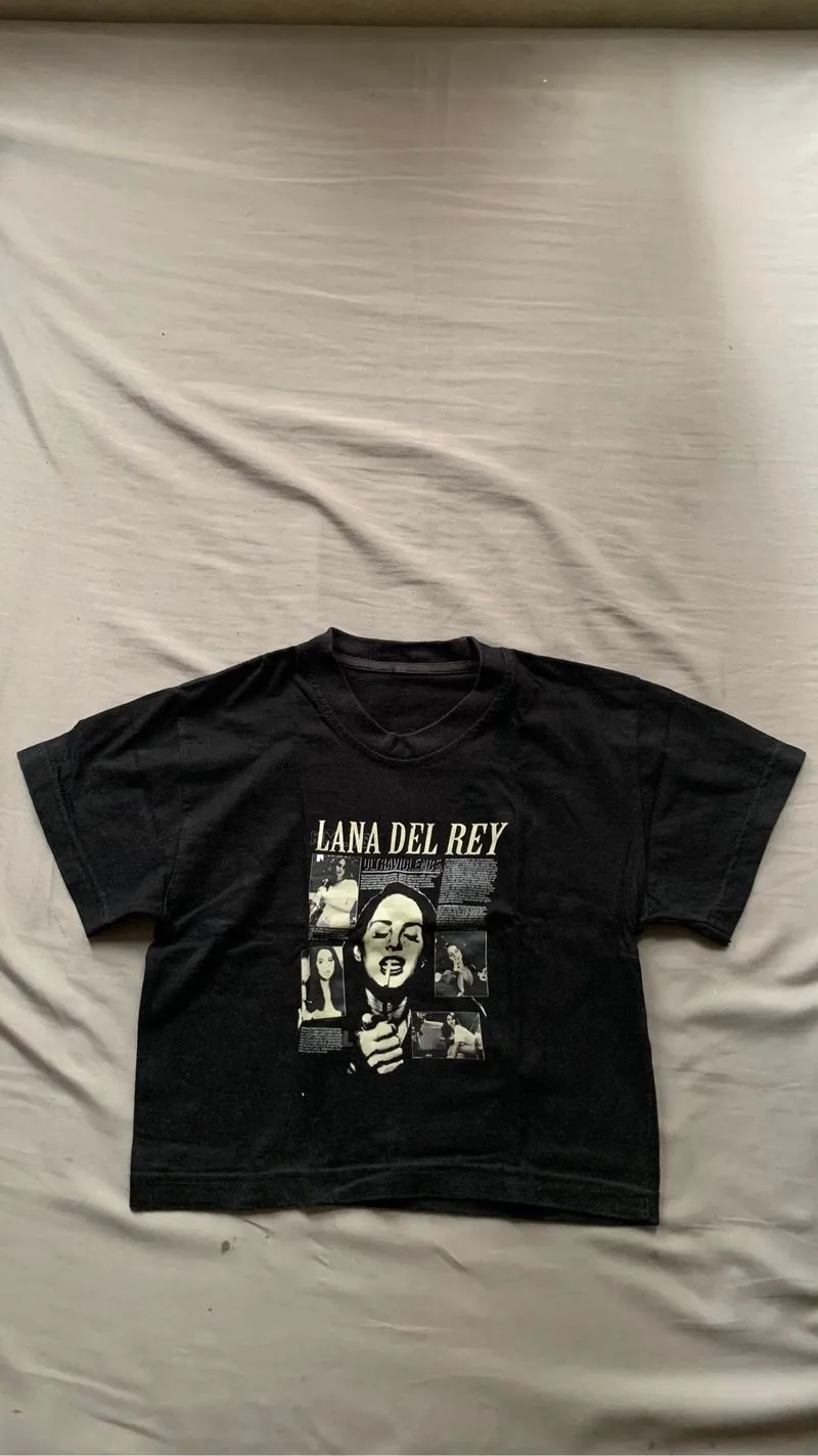Crop shirt photo 1