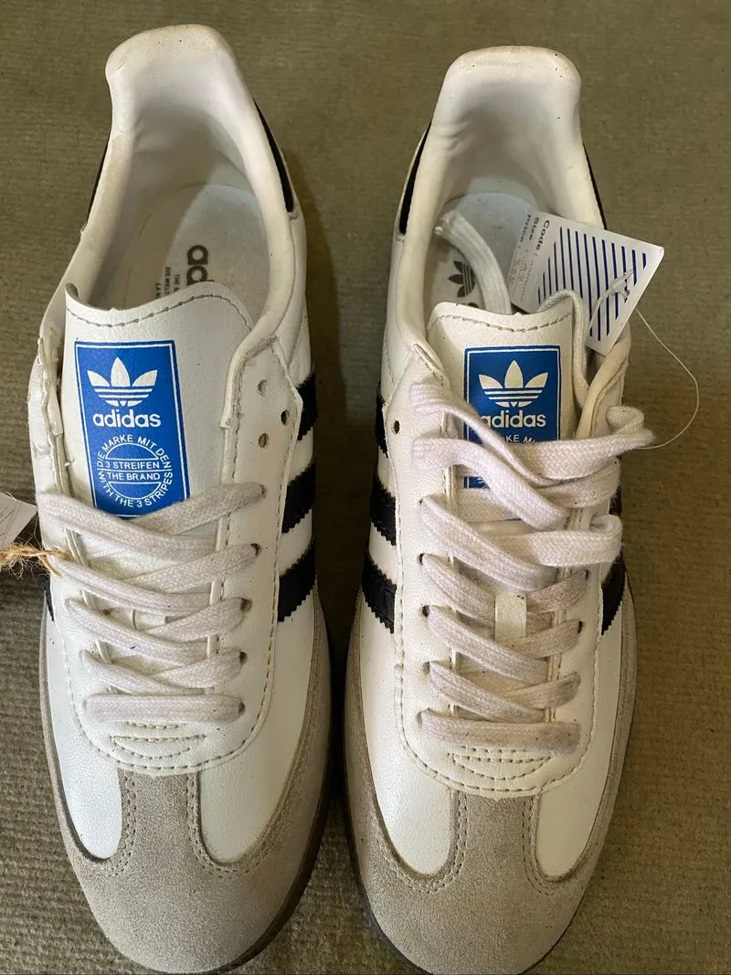 Adidas samba premium photo 1