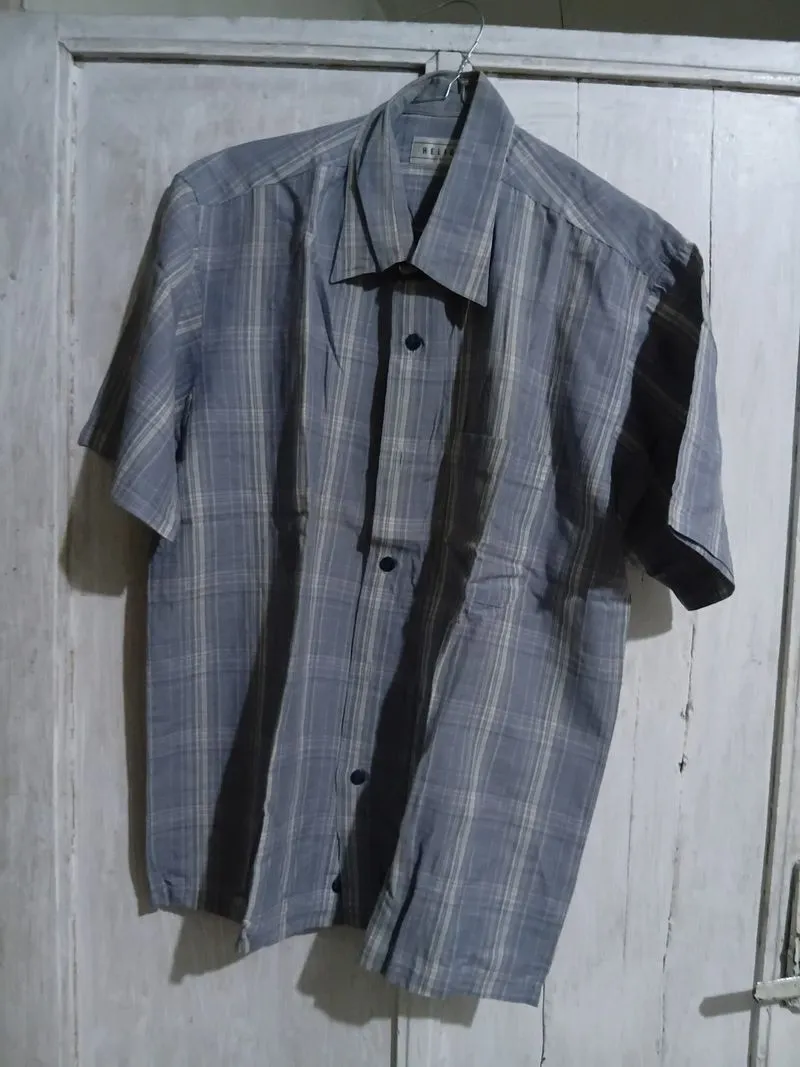 Pre Loved Kemeja Pria Dewasa photo 1