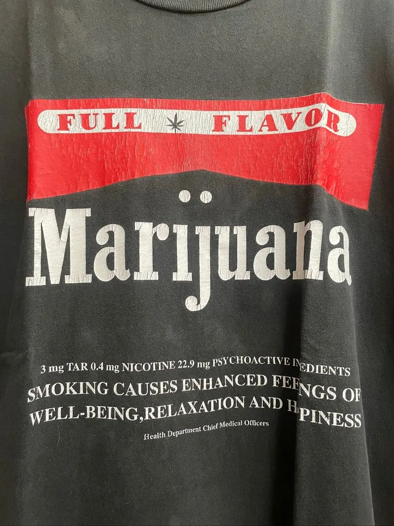 Vintage Marlboro parody tshirt photo 1