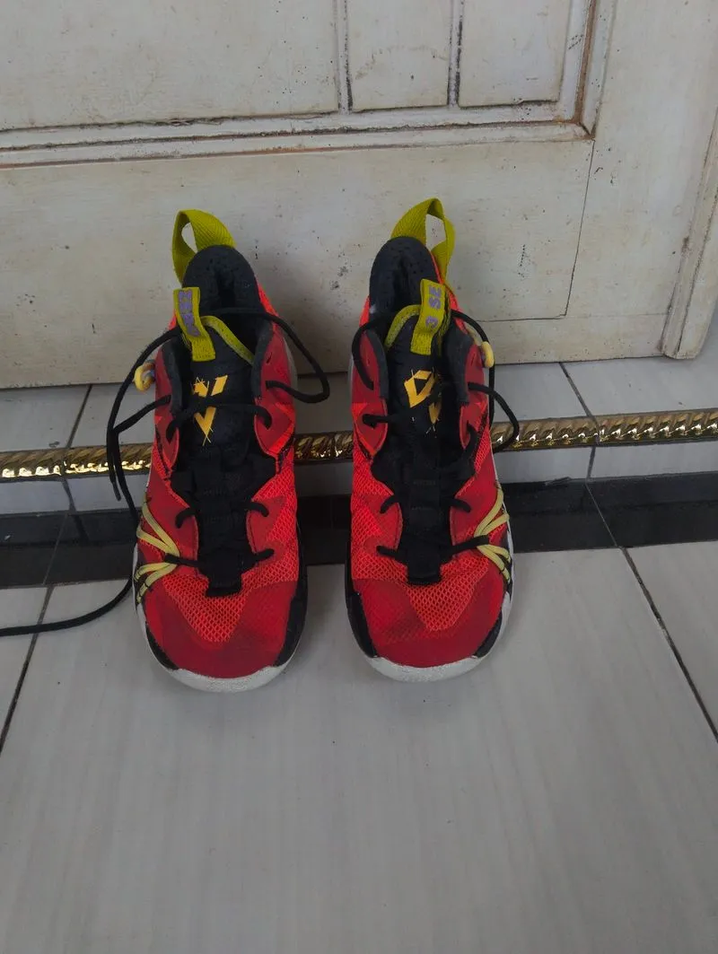 Jordan Why Not Zer0.3 SE (Bright Crimson). photo 1
