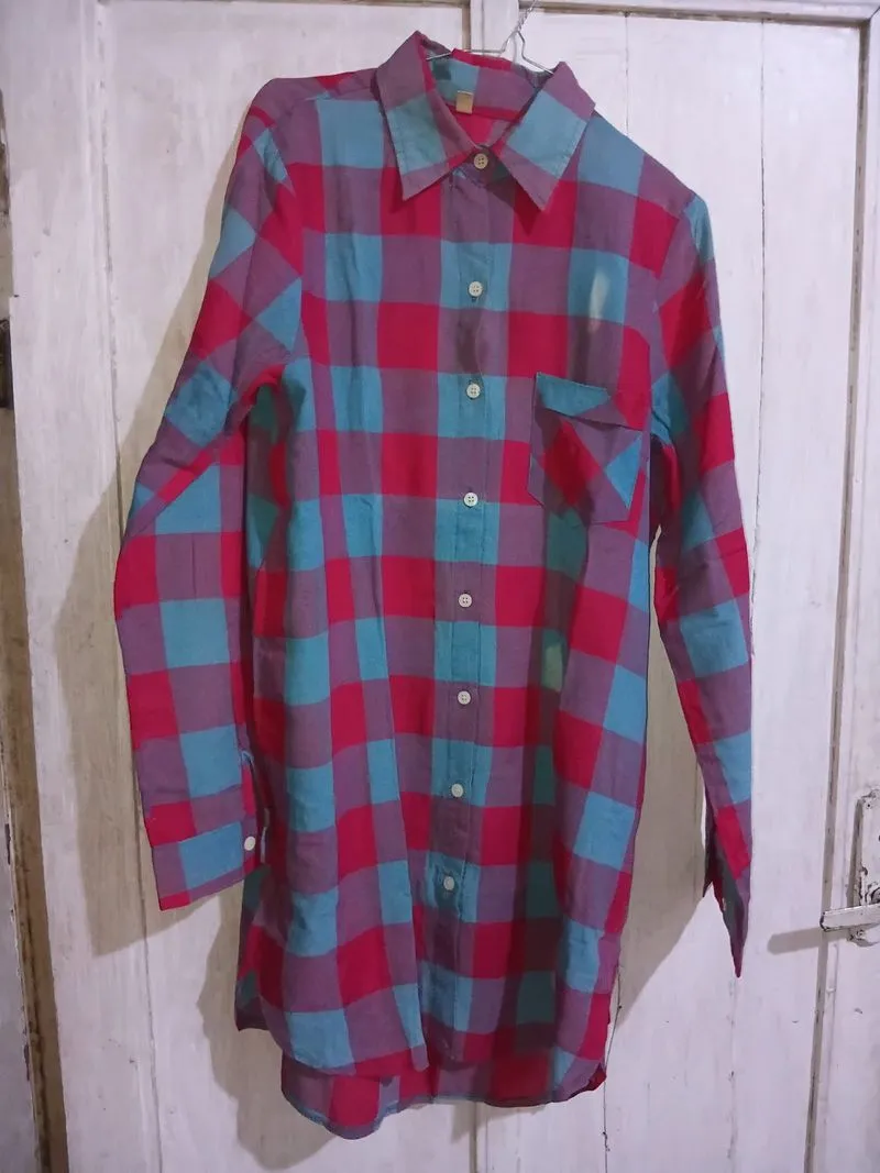 Pre Loved Kemeja Kotak Wanita photo 1