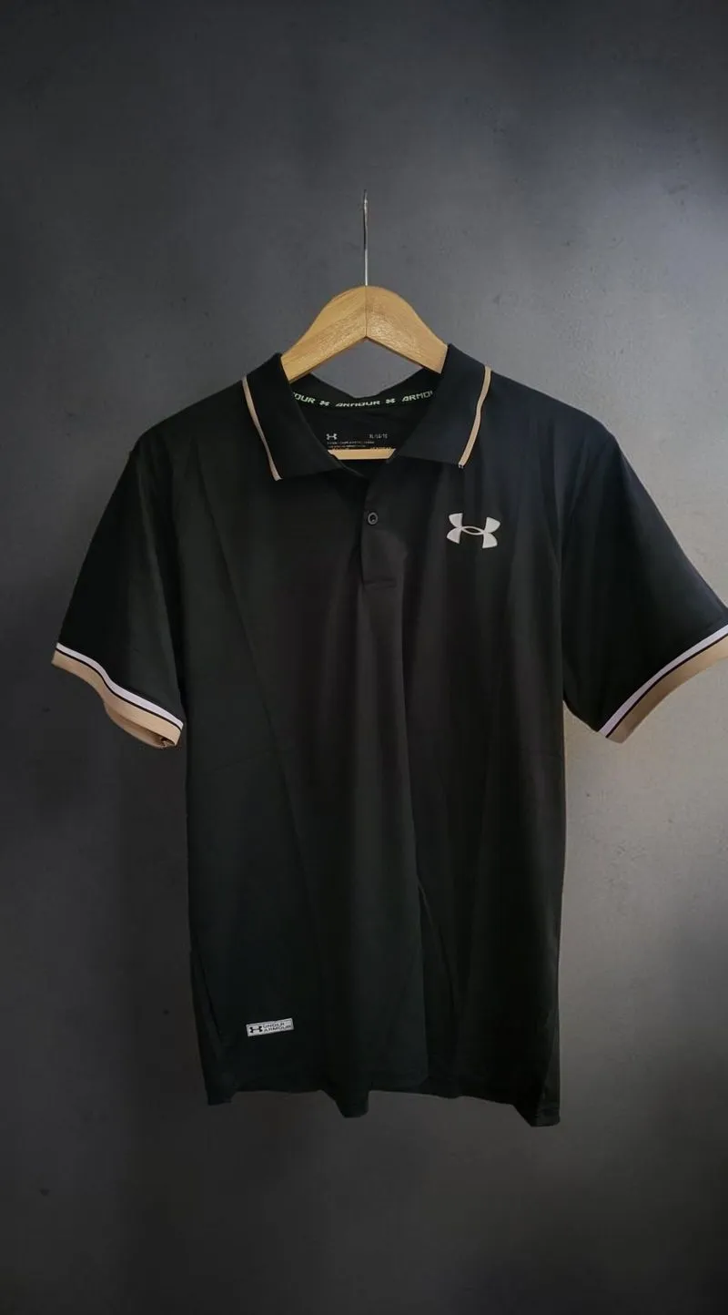 Under Armour polo shirt sport photo 1