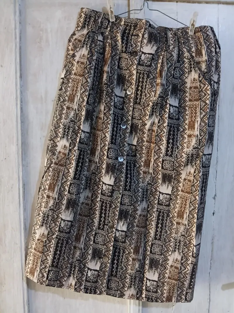 Pre Loved Rok Pendek Wanita photo 1