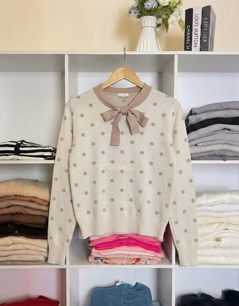 Caddle| Korean Polkadot Knitted Sweater photo 1