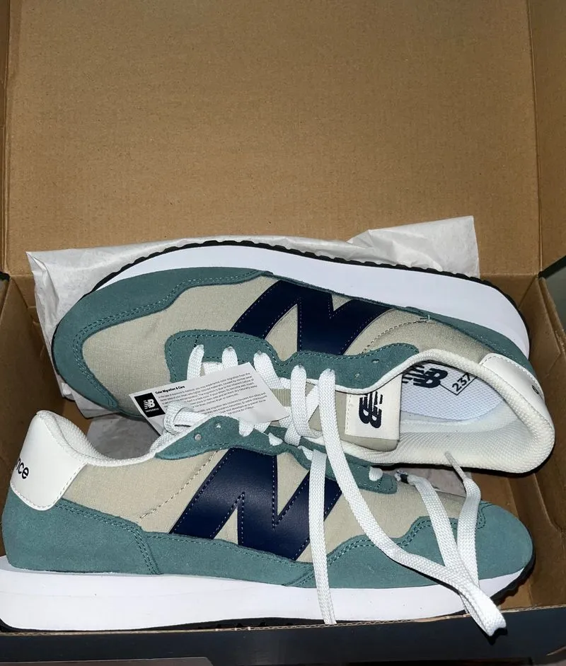 Sepatu New Balance 273 Mens green photo 1