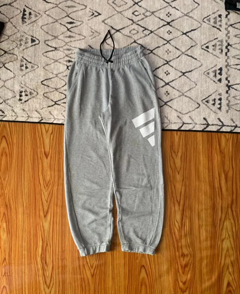 Adidas jogger panta grey photo 1