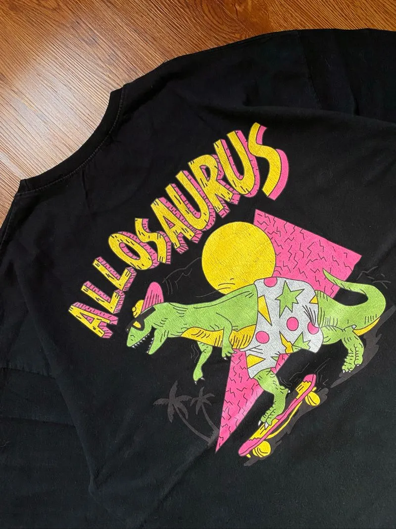 Kaos Art Hitam Allosaurus photo 1