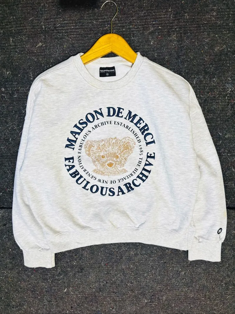 maison de merci crewneck photo 1