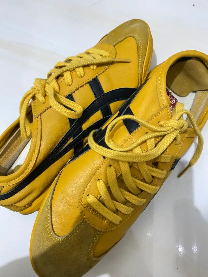 onitsuka tiger mexico 66 yellow kill bill preloved photo 1