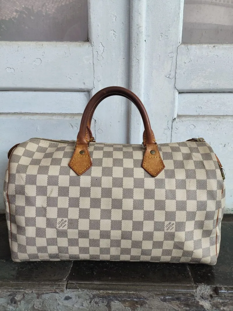 Louis Vuitton  photo 1