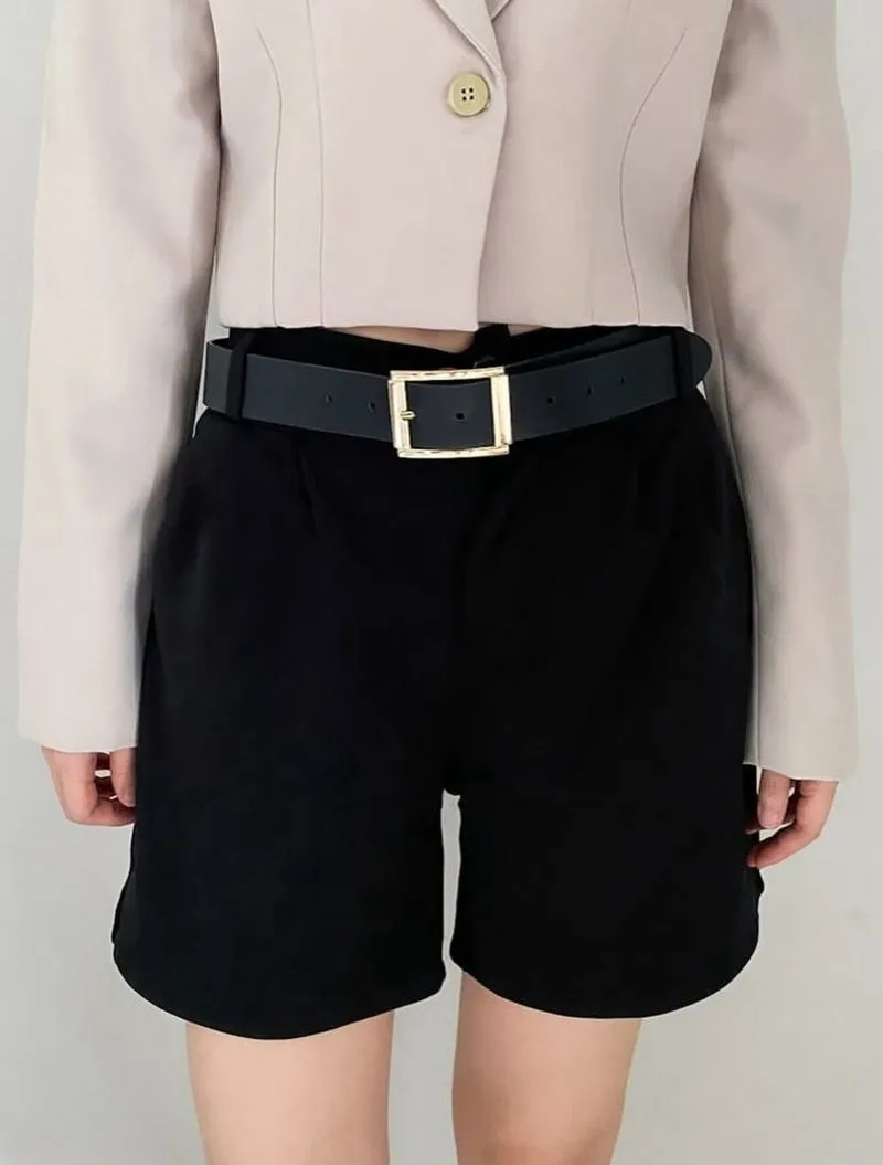 Bermuda Shorts photo 1