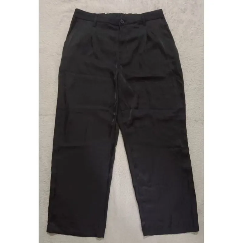 DIVIDED Celana Panjang Kain Satin Pria Hitam Bigsize Size XL photo 1