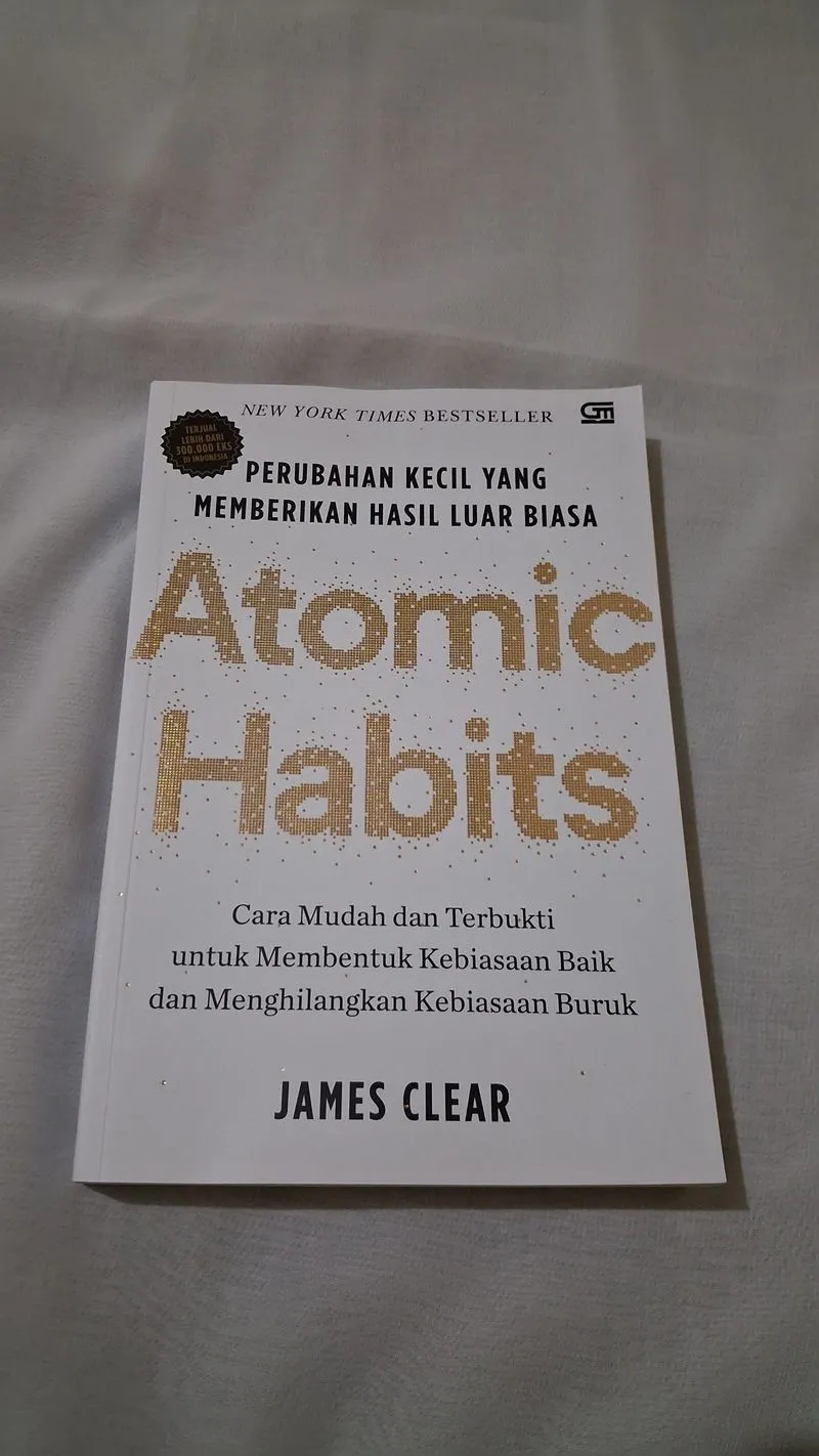 Atomic Habits photo 1