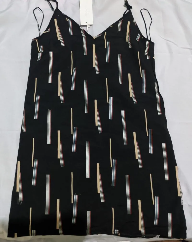 Dress mini hitam abstract  photo 1
