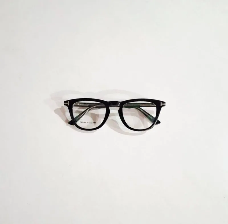 Kacamata Classic Minimalist photo 1