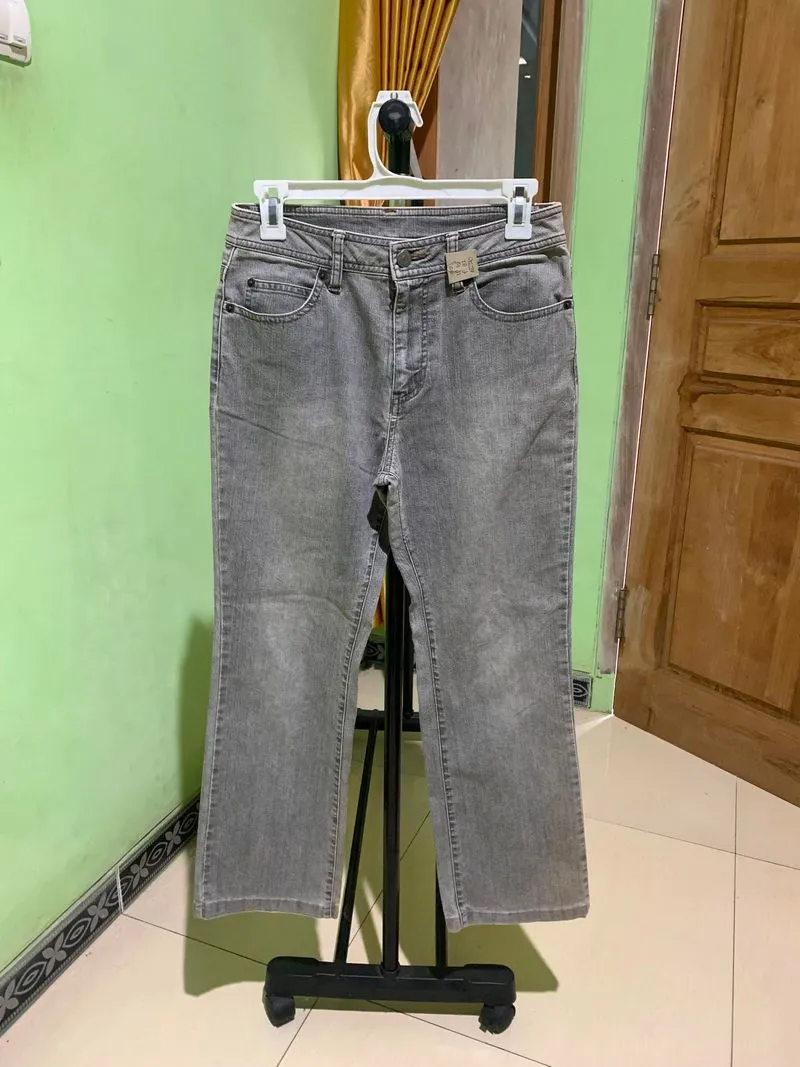 Jeans Wanita Brend Flash Size 30 photo 1