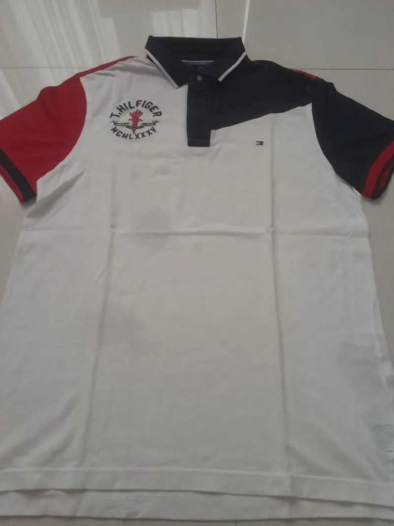 T shirt pre owned  tomy hilfiger photo 1