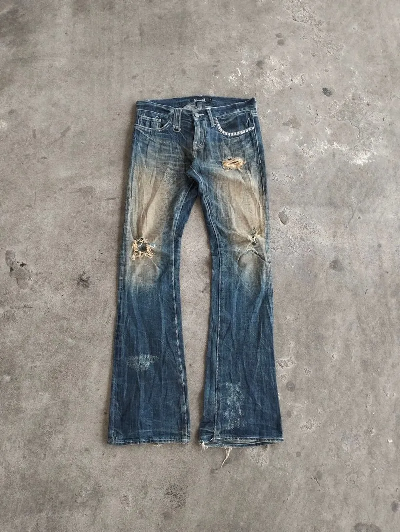 CAVARIA FLARE JEANS SIZE 31 photo 1