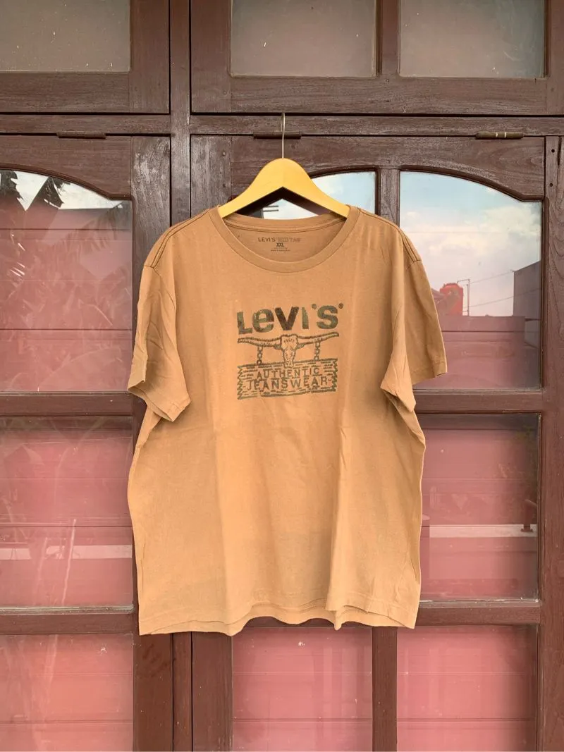 Tshirt levi’s official tag photo 1