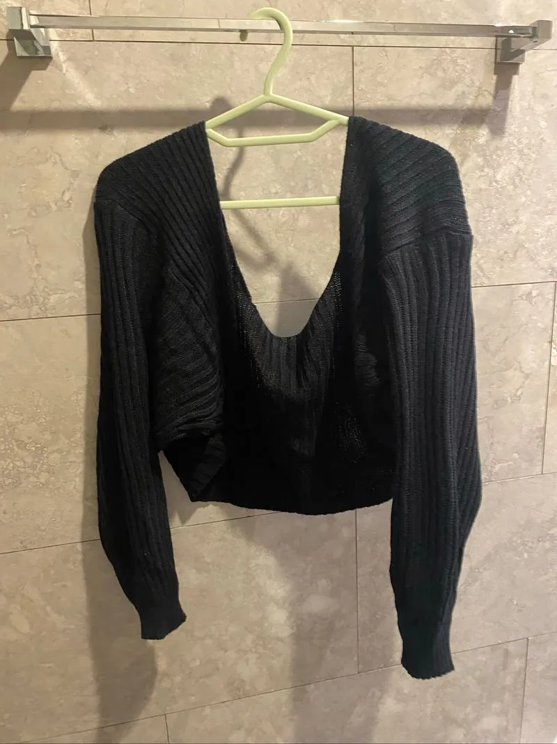 OFF SHOULDER CARDIGAN photo 1